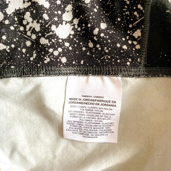 Nike Legendary Dri-Fit Tight Leggings Splatter Print - Picture 5 of 9